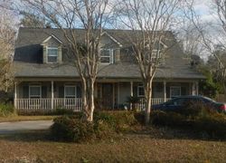 Pre-foreclosure in  BAY RIDGE DR Slidell, LA 70461