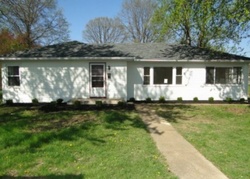 Pre-foreclosure in  W B ST Belleville, IL 62223