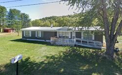 Pre-foreclosure in  LINCOLN PIKE Gallipolis, OH 45631