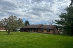 Pre-foreclosure in  S MILLER AVE Marion, IN 46953