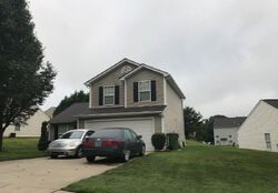 Pre-foreclosure in  RIVER VIEW DR Lowell, NC 28098