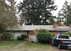 Pre-foreclosure in  MARINE VIEW DR SW Seattle, WA 98166