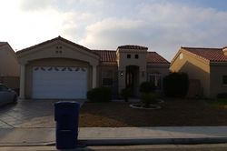 Pre-foreclosure in  KELLYANN ST Bakersfield, CA 93313