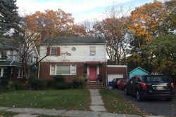 Pre-foreclosure in  N MAPLE AVE East Orange, NJ 07017