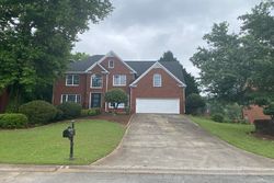 Pre-foreclosure in  HERITAGE LAKES CT SW Mableton, GA 30126