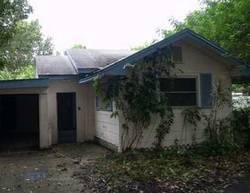 Pre-foreclosure in  N BETTY LN Clearwater, FL 33755