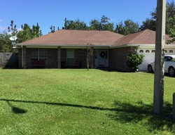 Pre-foreclosure in  LONGVIEW CT Cantonment, FL 32533