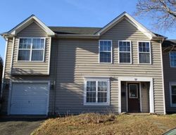  Lakeside Dr, Levittown PA