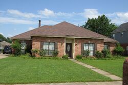 Pre-foreclosure in  LAURELWOOD LN Montgomery, AL 36117