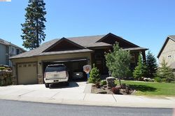 Pre-foreclosure in  N DUNBARTON OAKS LN Liberty Lake, WA 99019