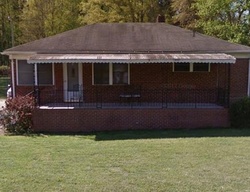 Pre-foreclosure in  JUNIPER DR Charlotte, NC 28269