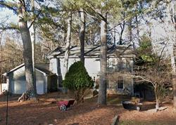 Pre-foreclosure in  BRANCH VALLEY DR Roswell, GA 30076