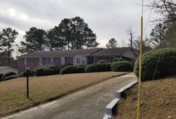 Pre-foreclosure in  IDLEWOOD DR Macon, GA 31210