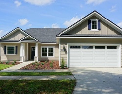 Pre-foreclosure in  NW 192ND TER High Springs, FL 32643