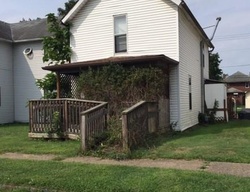 Pre-foreclosure Listing in S 10TH ST COSHOCTON, OH 43812