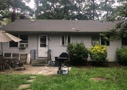 Pre-foreclosure in  MORRIS AVE Patchogue, NY 11772