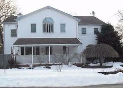 Pre-foreclosure in  PINE ACRE BLVD Huntington Station, NY 11746