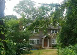 Pre-foreclosure in  MOTOR PKWY Islandia, NY 11749
