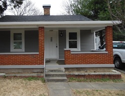 Pre-foreclosure in  WELLER AVE Louisville, KY 40208