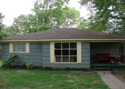 Pre-foreclosure in  NEWTON DR Birmingham, AL 35228