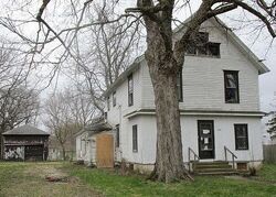 Pre-foreclosure in  COSTER ST Hinckley, IL 60520