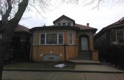 Pre-foreclosure in  S WOOD ST Chicago, IL 60620