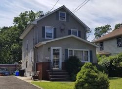 Pre-foreclosure Listing in OAK PKWY DUNELLEN, NJ 08812