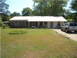 Pre-foreclosure in  LINDA LN Prattville, AL 36067