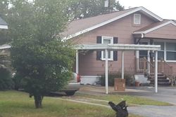 Pre-foreclosure in  LINNHURST DR Savannah, GA 31404