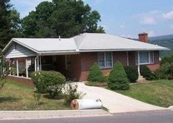 Pre-foreclosure in  ROCK ST Westernport, MD 21562