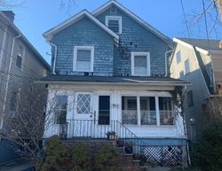Pre-foreclosure in  1/2 CENTRAL AVE Montclair, NJ 07042