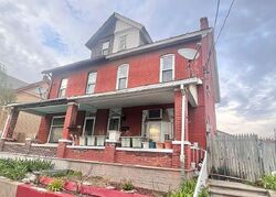 Pre-foreclosure in  WASHINGTON AVE Northampton, PA 18067