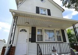 Pre-foreclosure Listing in N 13TH ST HAWTHORNE, NJ 07506