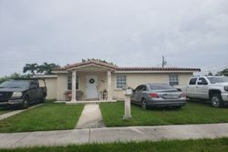 Pre-foreclosure in  SW 52ND DR Miami, FL 33165