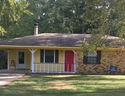 Pre-foreclosure Listing in BINNING RD MANSFIELD, LA 71052