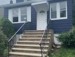 Pre-foreclosure in  HILLCREST TER Union, NJ 07083