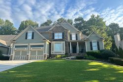 Pre-foreclosure in  CATHERS CREEK DR Powder Springs, GA 30127