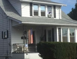 Pre-foreclosure in  BORDENTOWN RD Burlington, NJ 08016