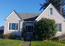 Pre-foreclosure in  S GRANT AVE Tacoma, WA 98405