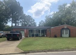 Pre-foreclosure in  RAYMOND DR Hampton, VA 23666
