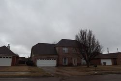  Parkmont Dr, Memphis TN