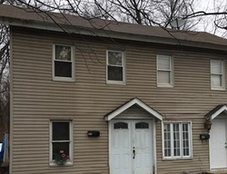 Pre-foreclosure in  WAWAYANDA AVE Middletown, NY 10940
