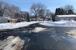 Pre-foreclosure Listing in SHERRIE LN SAINT PAUL, MN 55125
