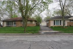 Pre-foreclosure in  SHABBONA DR Park Forest, IL 60466