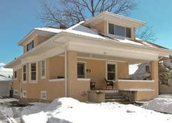 Pre-foreclosure in  SOUTH ST Elgin, IL 60123