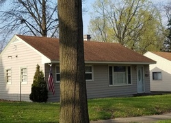 Pre-foreclosure in  CURDES AVE Fort Wayne, IN 46805