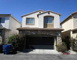 Pre-foreclosure in  EAGLE ROCK WAY Pacoima, CA 91331