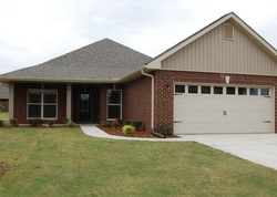 Pre-foreclosure in  HARDIMAN PLACE LN Madison, AL 35756