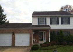 Pre-foreclosure in  NANDINA DR Newark, DE 19702