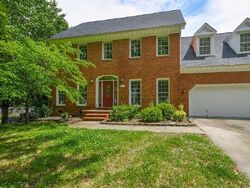 Pre-foreclosure in  OLIVER DR Greensboro, NC 27406